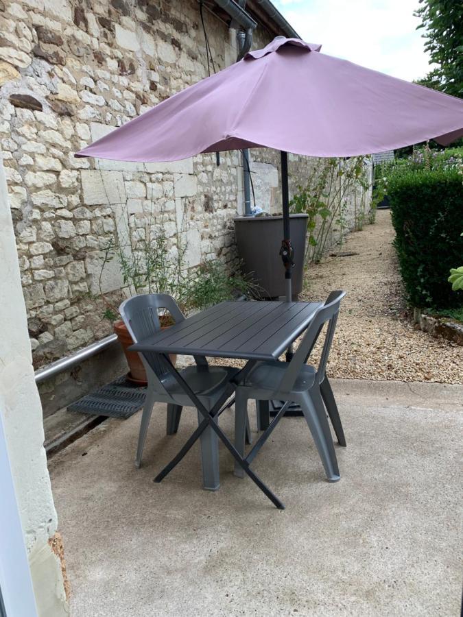 La Costonnerie Acomodação com café da manhã Leigne-sur-Usseau Exterior foto